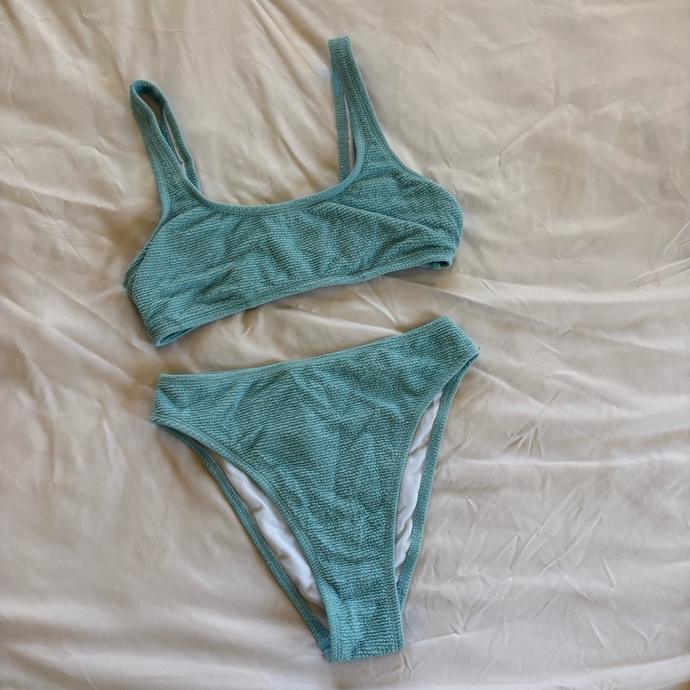CupShe Swimsuit - Picture 2 of 7